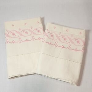 Vintage Pillowcases Set of‎ 2 Hand Embroidered PINK Standard Size 33x19